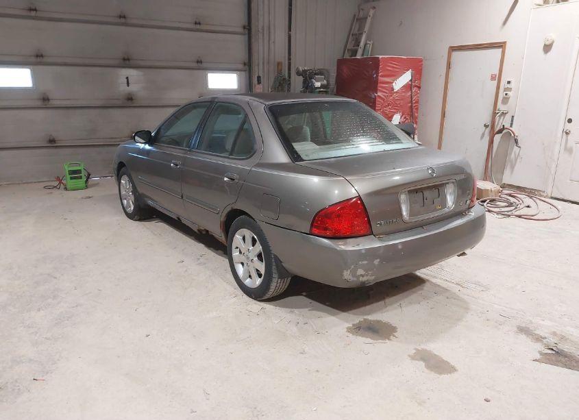 Photo 3 of 2005 Nissan Sentra 1.8 (VIN 3N1CB51D25L526312)