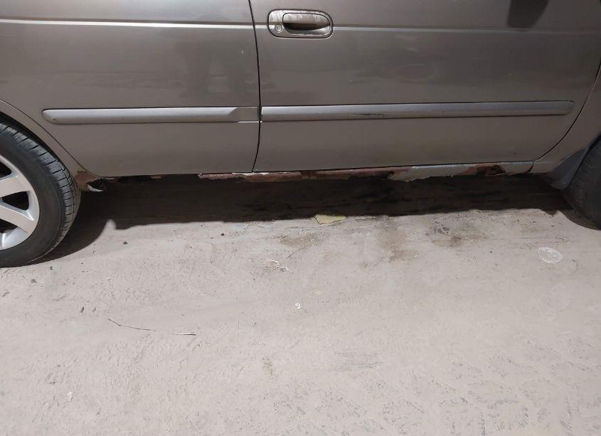 Photo 6 of 2005 Nissan Sentra 1.8 (VIN 3N1CB51D25L526312)