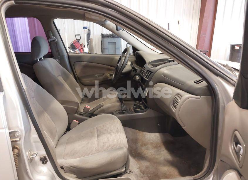 Photo 5 of 2005 Nissan Sentra 1.8S (VIN 3N1CB51D25L551615)