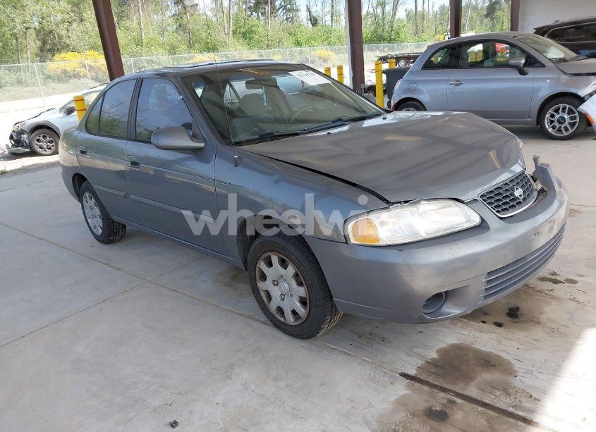 2000 Nissan Sentra GXE/XE (VIN 3N1CB51D2YL320511) main photo