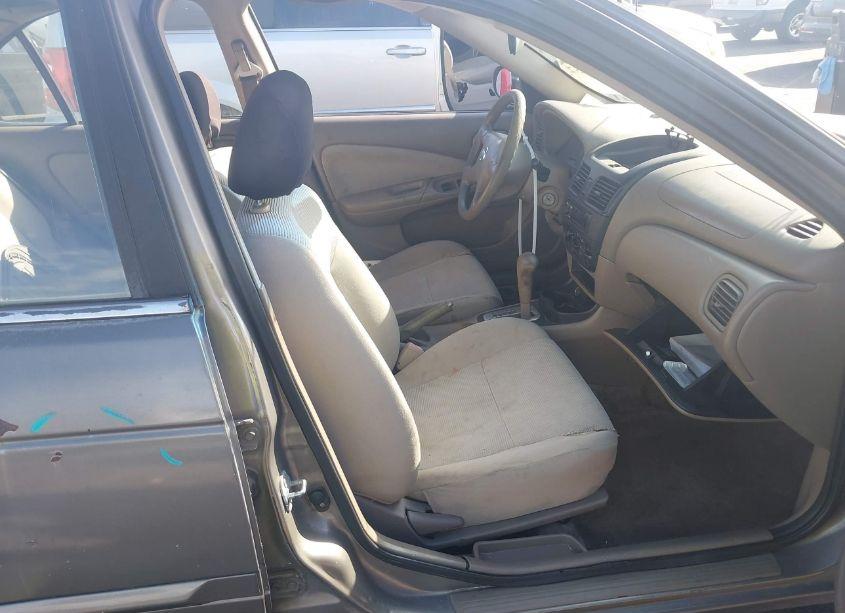 Photo 5 of 2004 Nissan Sentra 1.8S (VIN 3N1CB51D34L851811)