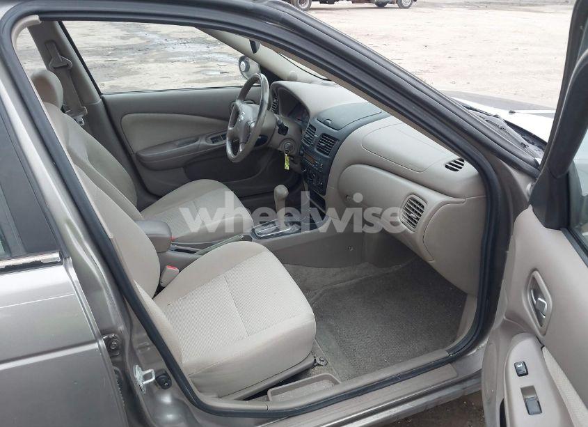 Photo 5 of 2004 Nissan Sentra 1.8S (VIN 3N1CB51D44L479881)