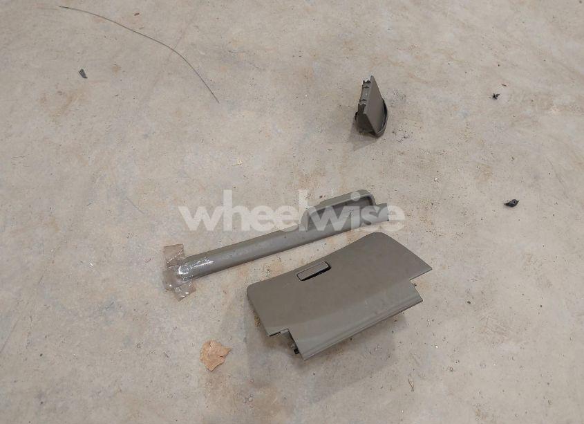 Photo 11 of 2005 Nissan Sentra 1.8S (VIN 3N1CB51D85L474426)