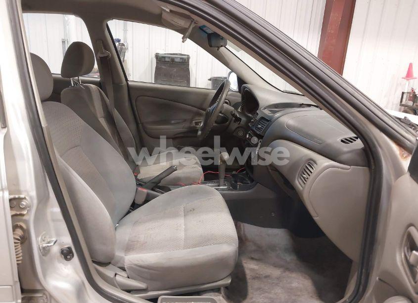 Photo 5 of 2005 Nissan Sentra 1.8S (VIN 3N1CB51D85L474426)