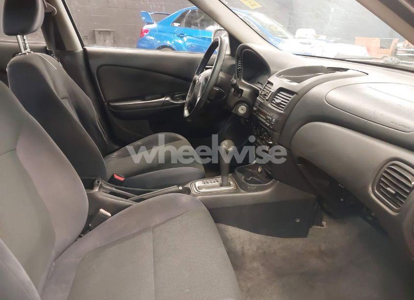 Photo 5 of 2005 Nissan Sentra 1.8S (VIN 3N1CB51D85L571643)