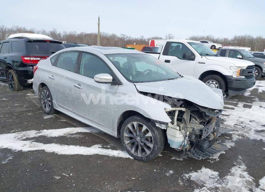2017 Nissan Sentra SR TURBO (VIN 3N1CB7AP1HY229464) main photo