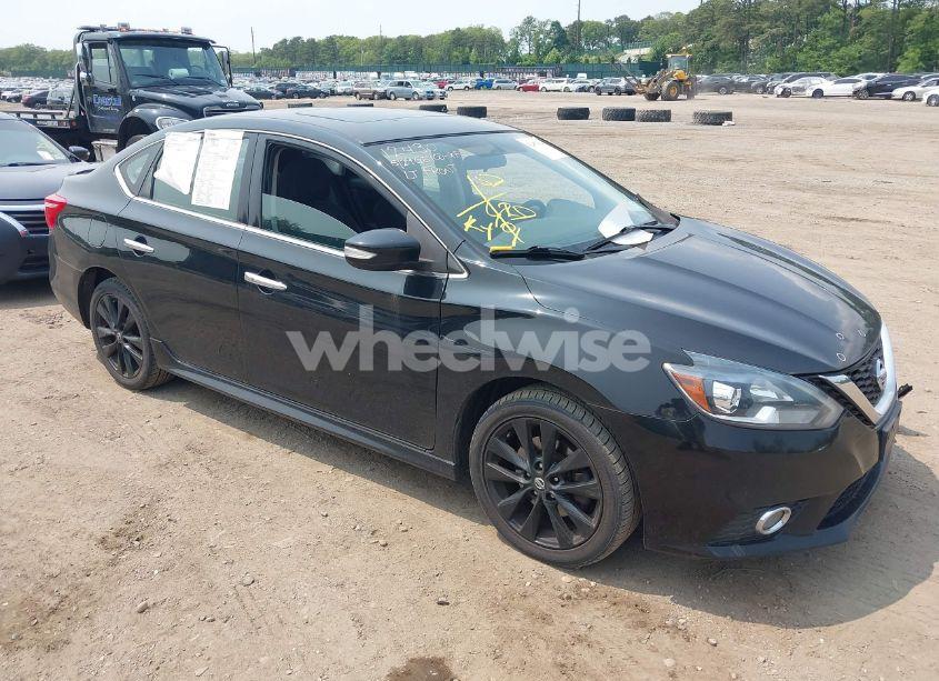 2017 Nissan Sentra SR TURBO (VIN 3N1CB7AP1HY268118) main photo