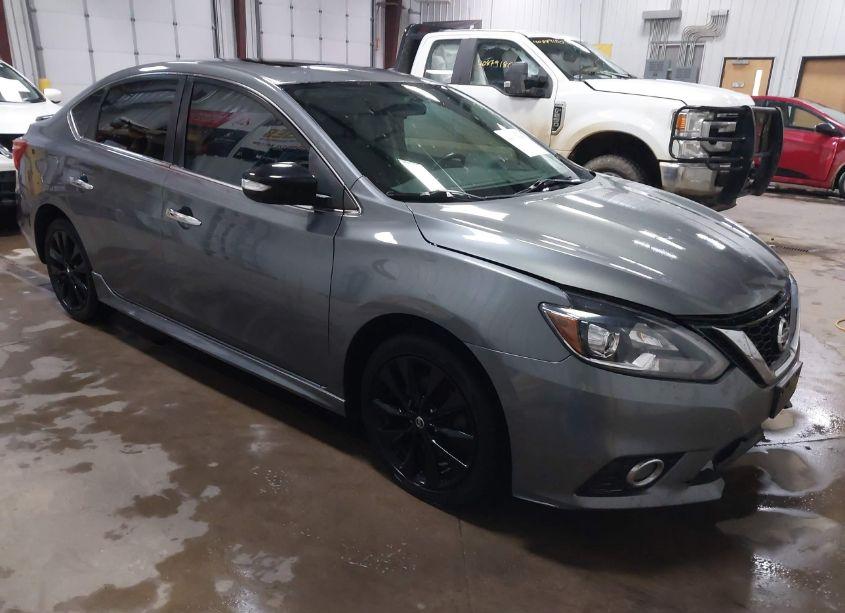 2017 Nissan Sentra SR TURBO (VIN 3N1CB7AP1HY270404) main photo