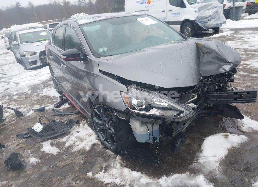 2017 Nissan Sentra NISMO (VIN 3N1CB7AP2HY297885) main photo