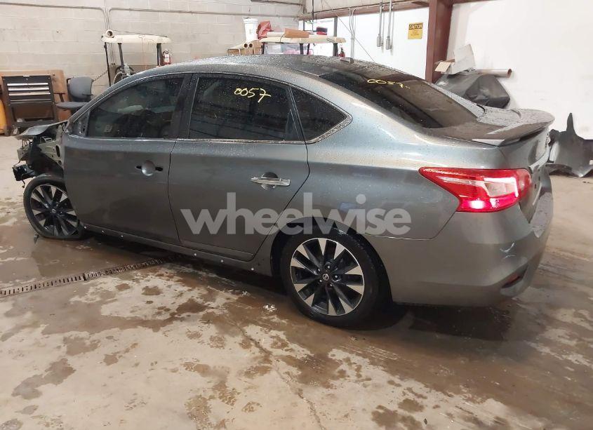 Photo 3 of 2018 Nissan Sentra SR TURBO (VIN 3N1CB7AP3JY209402)