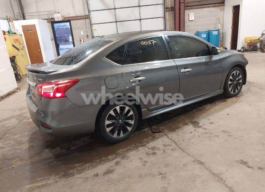 Photo 4 of 2018 Nissan Sentra SR TURBO (VIN 3N1CB7AP3JY209402)