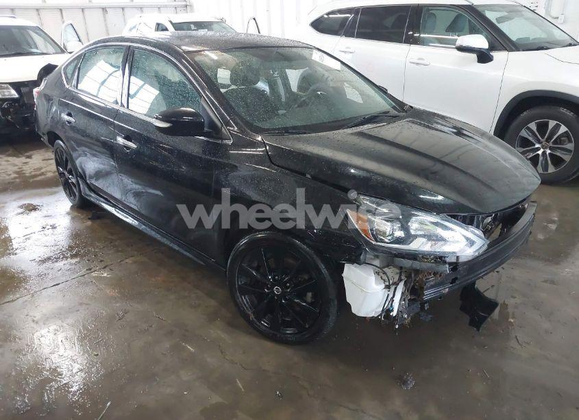 2017 Nissan Sentra SR TURBO (VIN 3N1CB7AP4HY275628) main photo