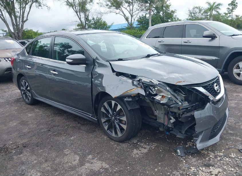 2017 Nissan Sentra SR TURBO (VIN 3N1CB7AP5HY345816) main photo