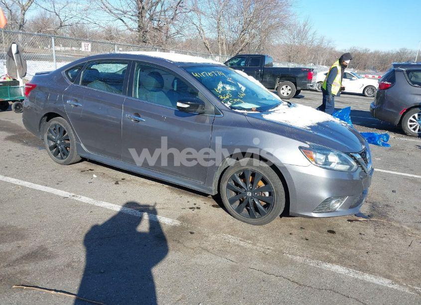 2017 Nissan Sentra SR TURBO (VIN 3N1CB7AP6HY300223) main photo