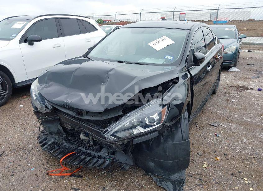 Photo 2 of 2018 Nissan Sentra SR TURBO (VIN 3N1CB7AP7JY204123)