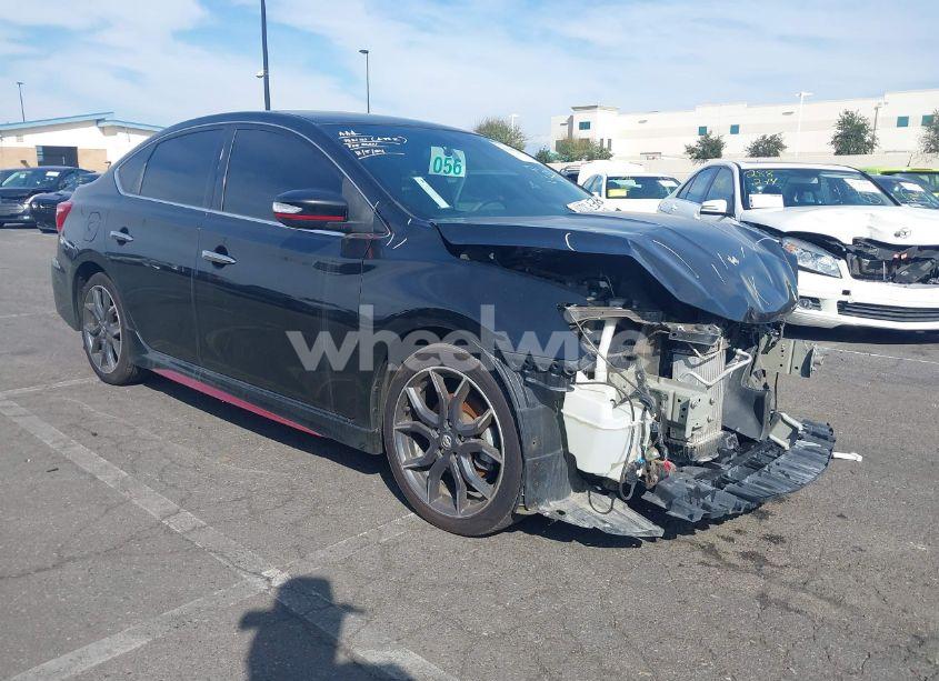 2018 Nissan Sentra NISMO (VIN 3N1CB7AP7JY236781) main photo