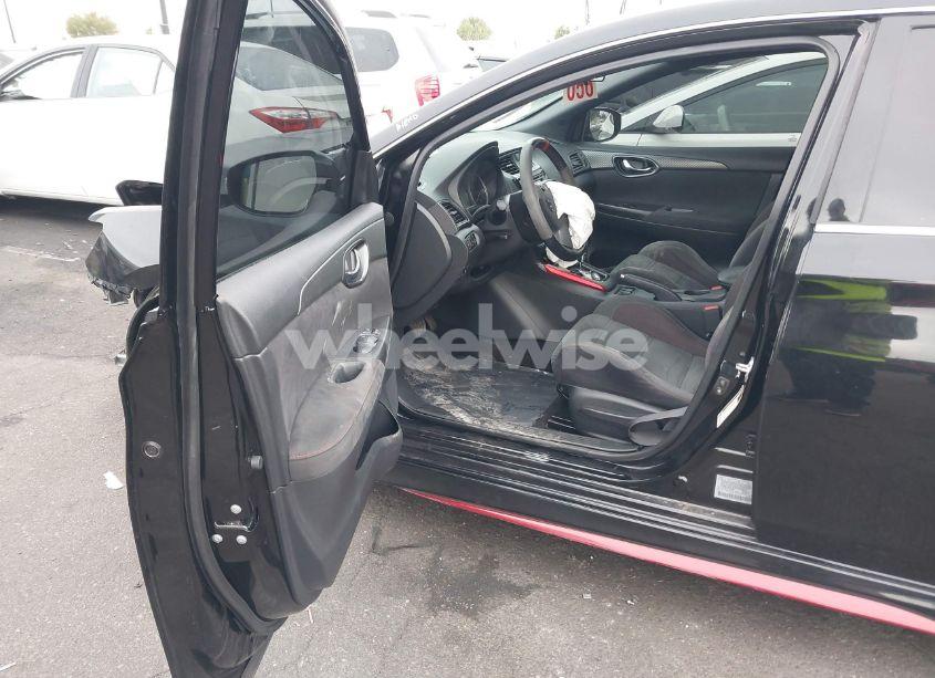 Photo 5 of 2018 Nissan Sentra NISMO (VIN 3N1CB7AP7JY236781)