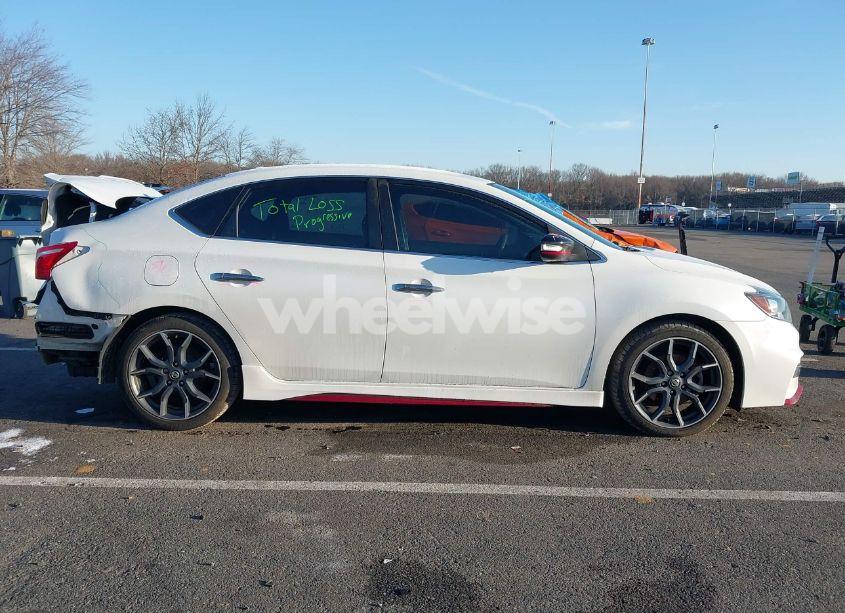 Photo 13 of 2017 Nissan Sentra NISMO (VIN 3N1CB7AP9HY353188)