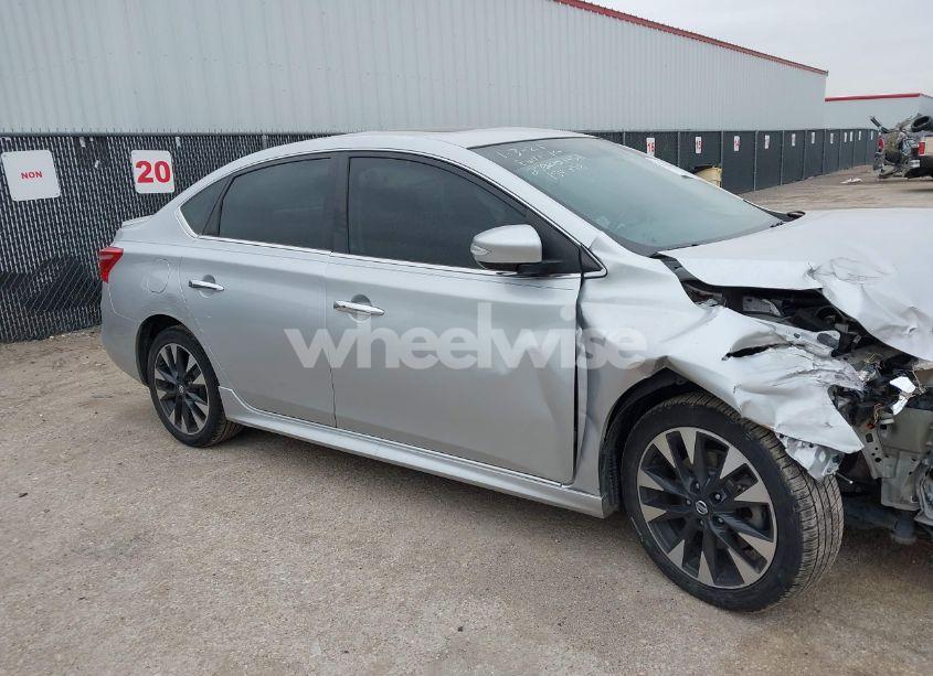 Photo 18 of 2019 Nissan Sentra SR TURBO (VIN 3N1CB7AP9KY203072)