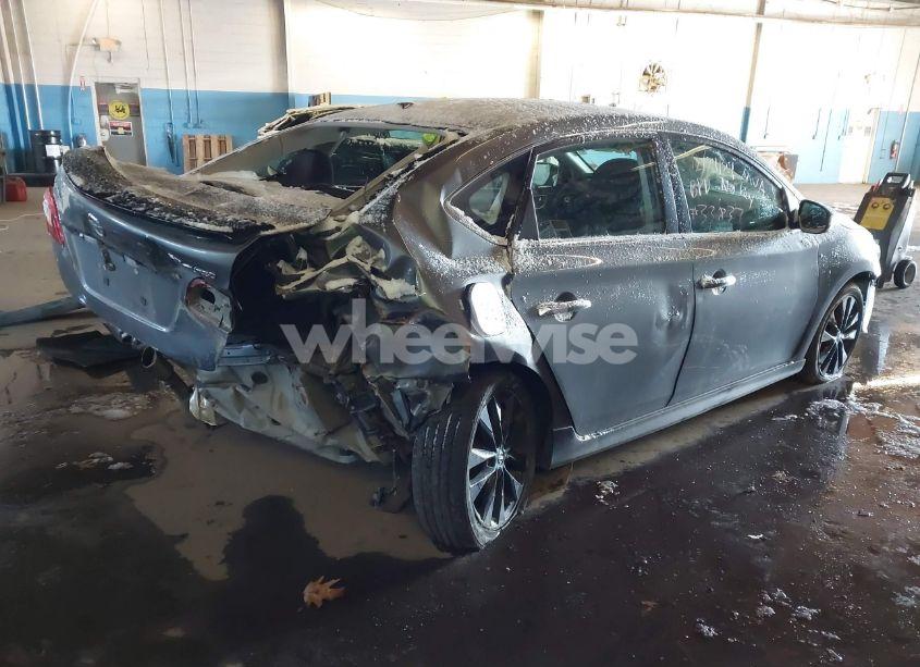 Photo 4 of 2017 Nissan Sentra (VIN 3N1CB7APXHY301570)