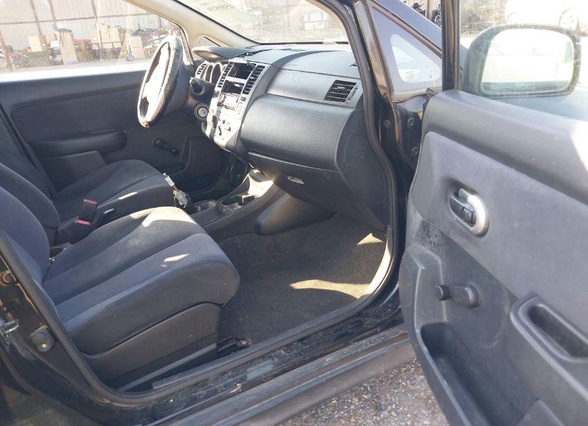 Photo 5 of 2009 Nissan Versa 1.6 (VIN 3N1CC11E19L467970)