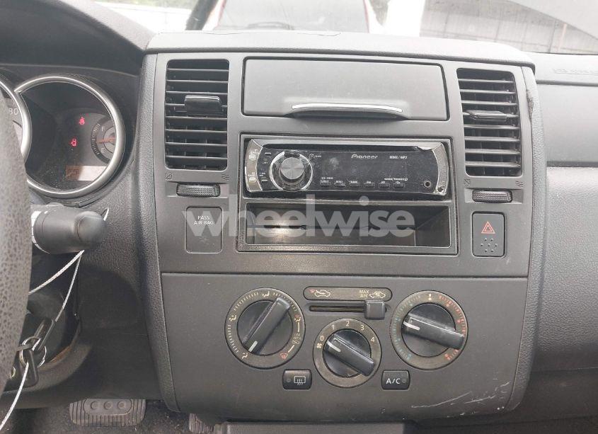 Photo 14 of 2009 Nissan Versa 1.6 (VIN 3N1CC11E29L453804)