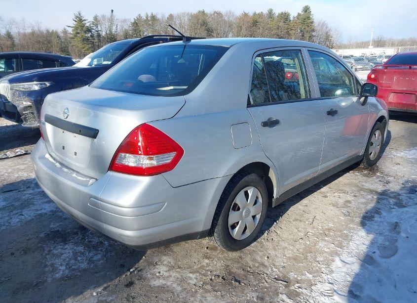 Photo 4 of 2009 Nissan Versa 1.6 (VIN 3N1CC11E29L468075)