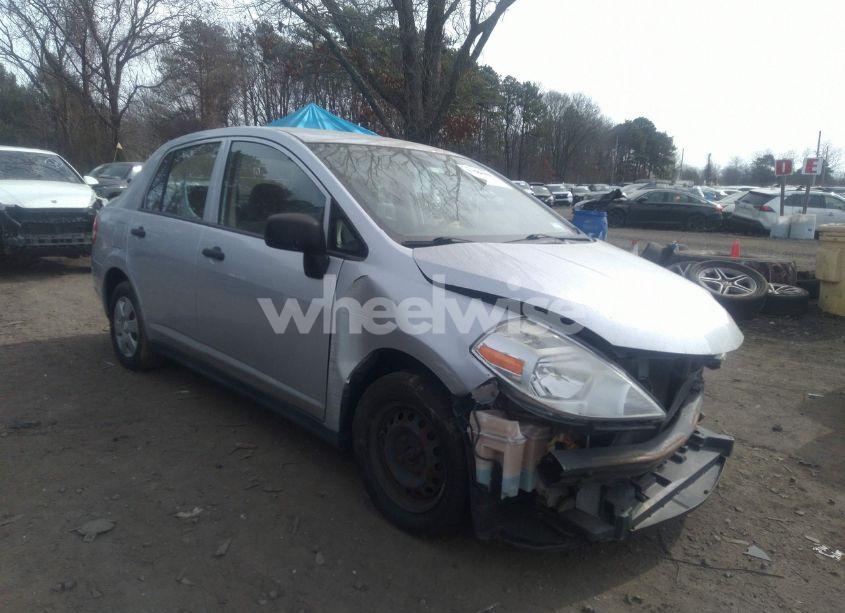 2009 Nissan Versa 1.6 (VIN 3N1CC11E29L484339) main photo