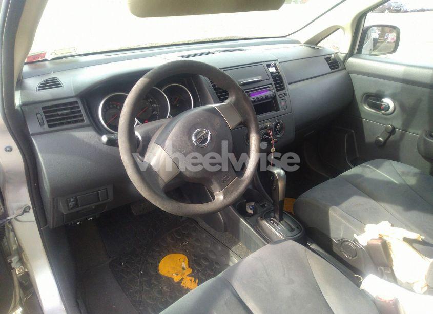 Photo 5 of 2009 Nissan Versa 1.6 (VIN 3N1CC11E29L484339)