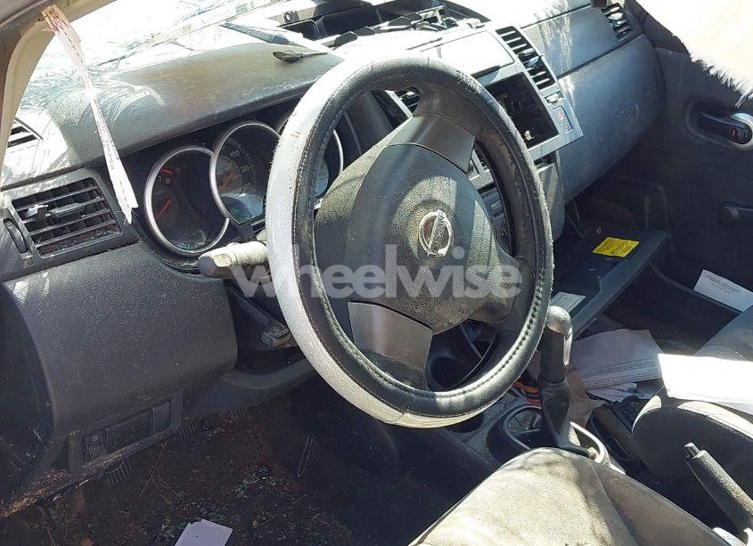 Photo 15 of 2009 Nissan Versa 1.6 (VIN 3N1CC11E79L424301)