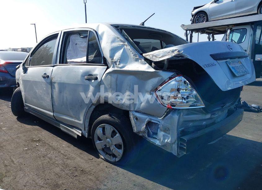 Photo 6 of 2011 Nissan Versa 1.6 (VIN 3N1CC1AP1BL419246)