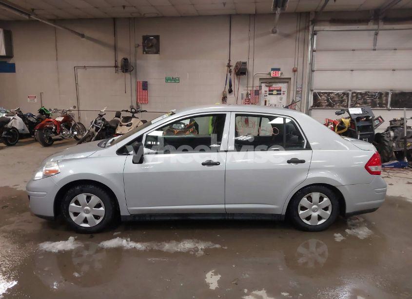 Photo 12 of 2010 Nissan Versa 1.6 BASE (VIN 3N1CC1AP3AL380349)