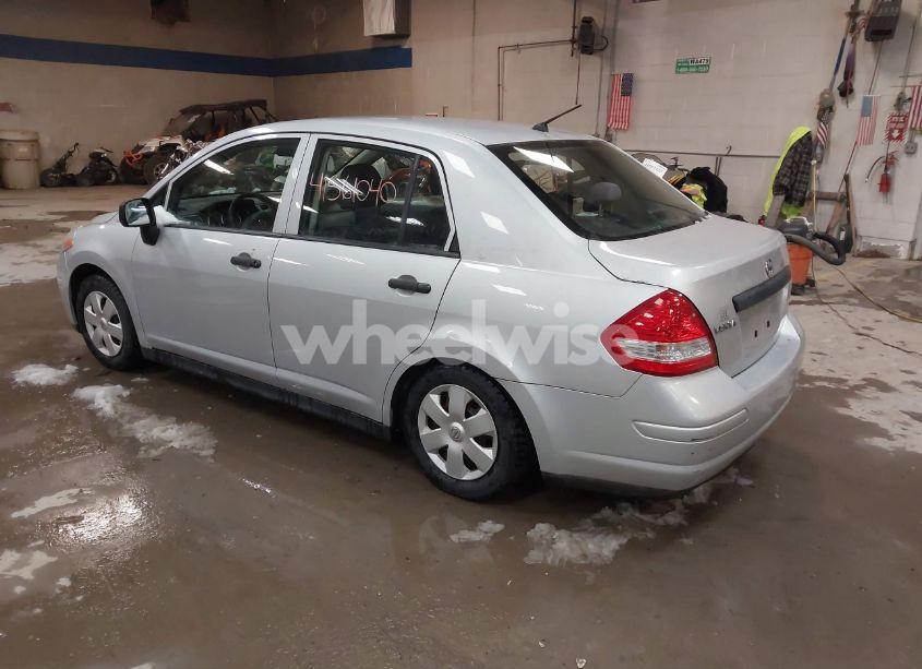 Photo 3 of 2010 Nissan Versa 1.6 BASE (VIN 3N1CC1AP3AL380349)