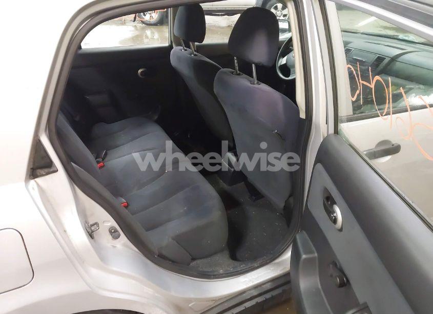 Photo 8 of 2010 Nissan Versa 1.6 BASE (VIN 3N1CC1AP3AL380349)