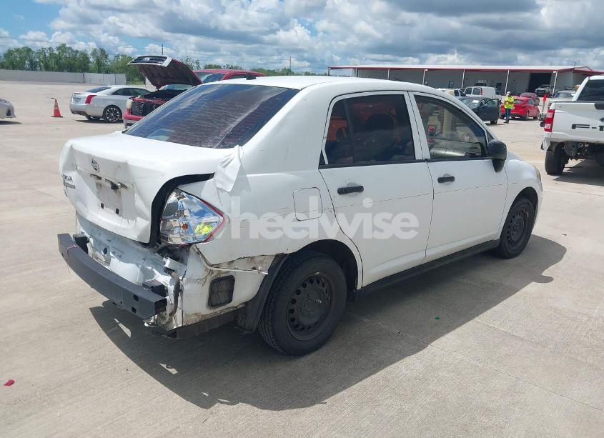 Photo 4 of 2011 Nissan Versa 1.6 (VIN 3N1CC1APXBL374517)