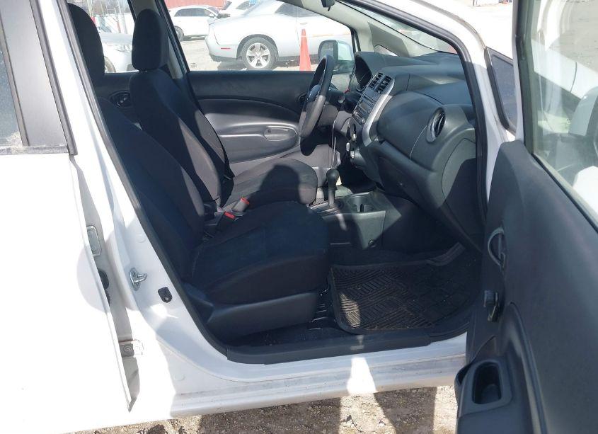 Photo 5 of 2014 Nissan Versa NOTE S PLUS (VIN 3N1CE2CP0EL388783)