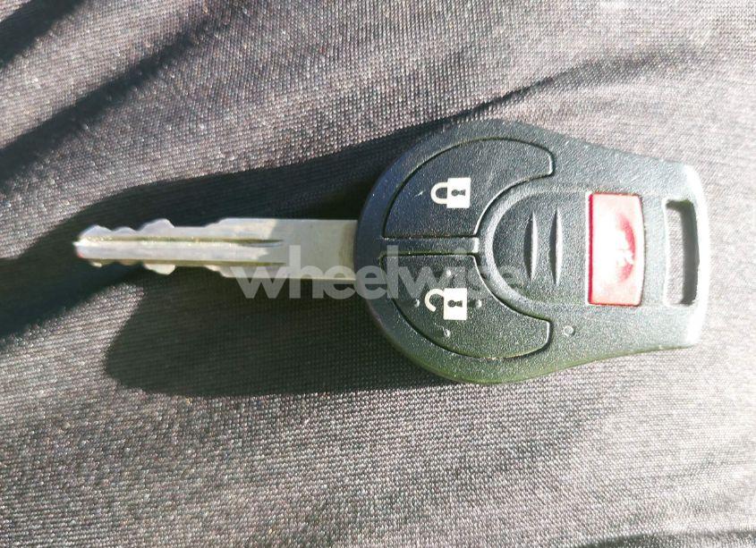 Photo 11 of 2015 Nissan Versa NOTE SV (VIN 3N1CE2CP0FL372200)