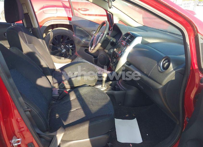 Photo 5 of 2015 Nissan Versa NOTE SV (VIN 3N1CE2CP0FL372200)