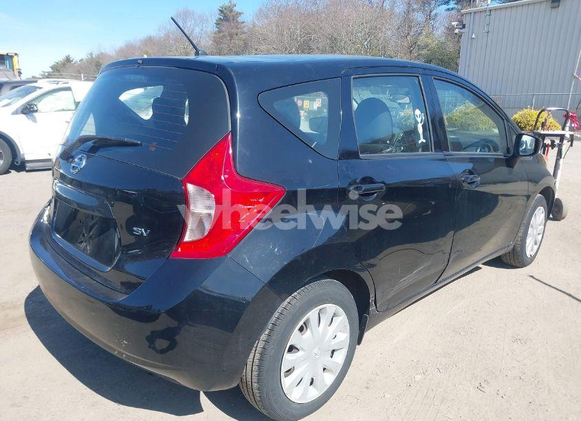 Photo 4 of 2015 Nissan Versa NOTE S (SR)/S PLUS/SL/SR/SV (VIN 3N1CE2CP0FL373492)