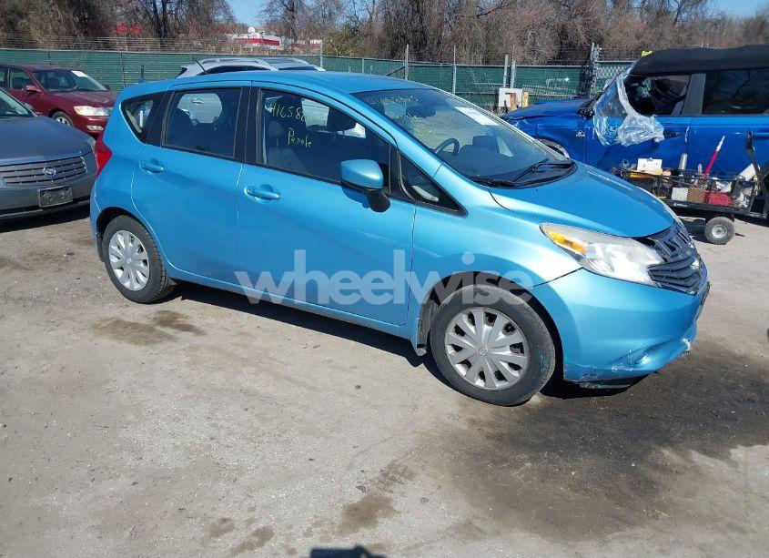 2015 Nissan Versa NOTE S PLUS (VIN 3N1CE2CP0FL398568) main photo