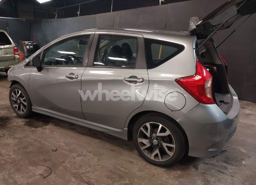 Photo 3 of 2015 Nissan Versa NOTE SR (VIN 3N1CE2CP0FL400447)