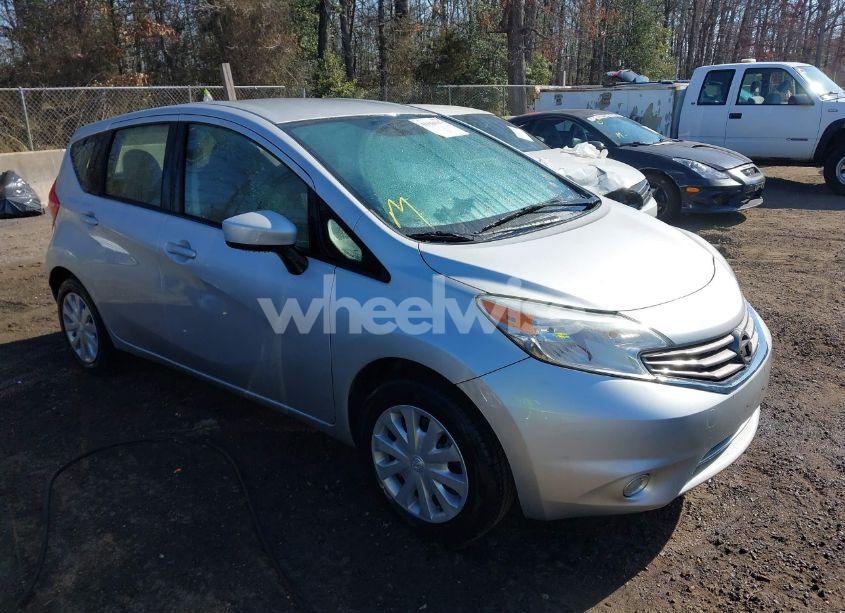 2015 Nissan Versa NOTE S (SR)/S PLUS/SL/SR/SV (VIN 3N1CE2CP0FL401890) main photo
