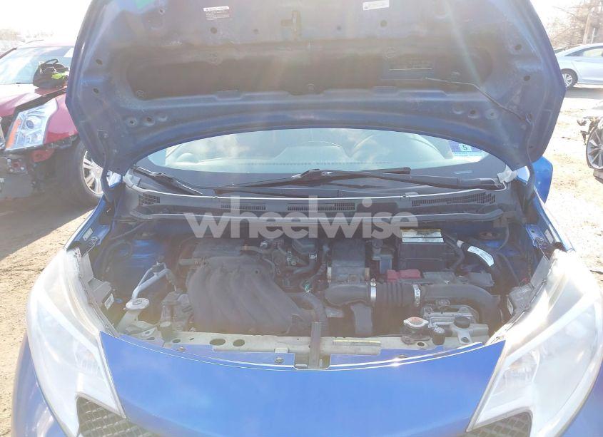 Photo 10 of 2015 Nissan Versa NOTE SR (VIN 3N1CE2CP0FL423064)