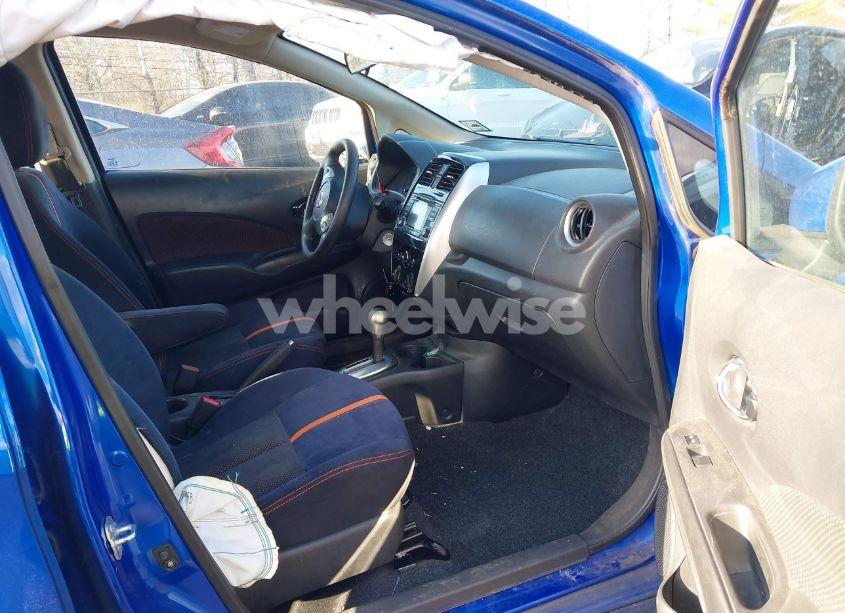 Photo 5 of 2015 Nissan Versa NOTE SR (VIN 3N1CE2CP0FL423064)