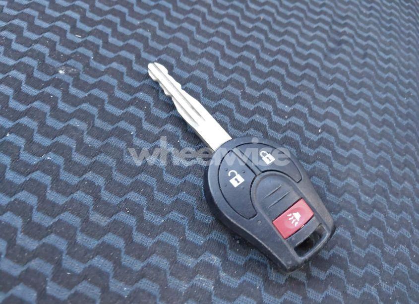 Photo 11 of 2015 Nissan Versa NOTE SV (VIN 3N1CE2CP0FL430743)