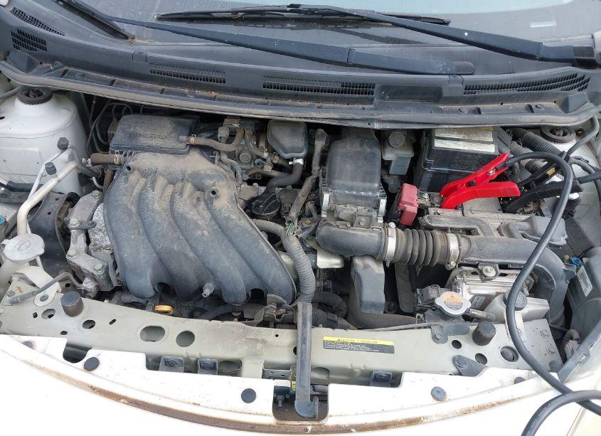 Photo 10 of 2015 Nissan Versa NOTE S PLUS (VIN 3N1CE2CP0FL448207)