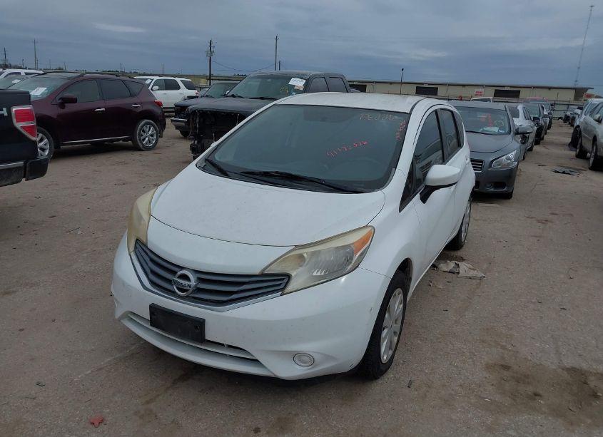 Photo 2 of 2015 Nissan Versa NOTE S PLUS (VIN 3N1CE2CP0FL448207)