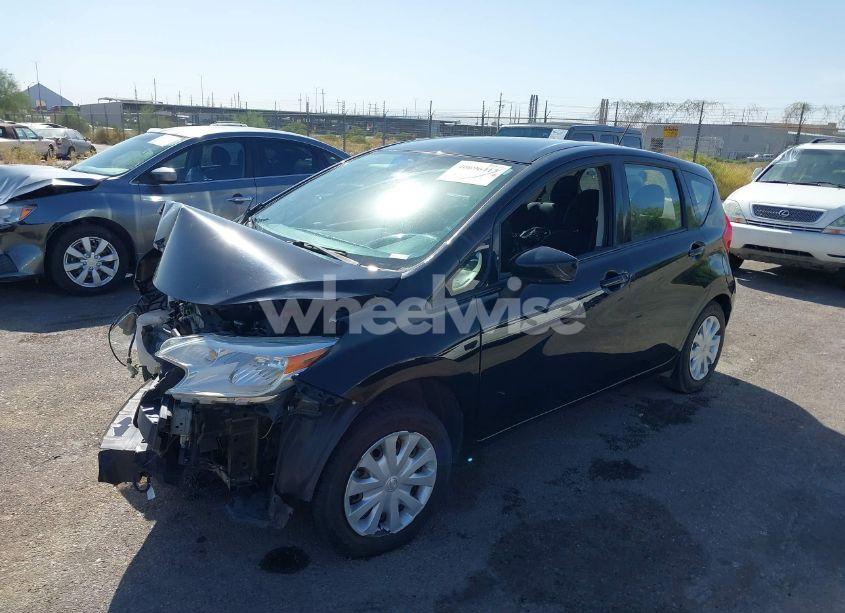 Photo 2 of 2016 Nissan Versa NOTE (VIN 3N1CE2CP0GL389919)