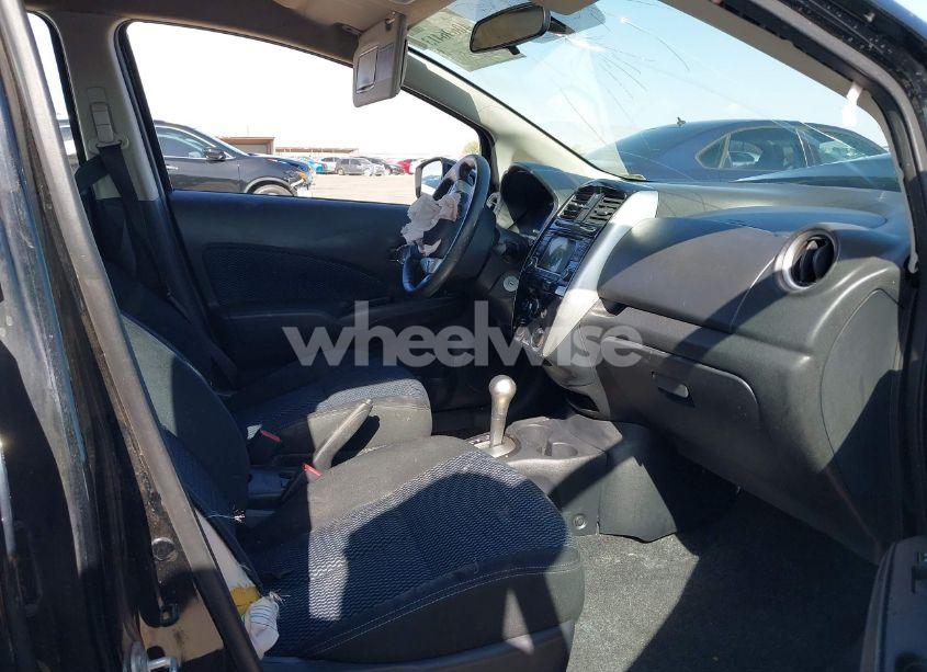 Photo 5 of 2016 Nissan Versa NOTE (VIN 3N1CE2CP0GL389919)