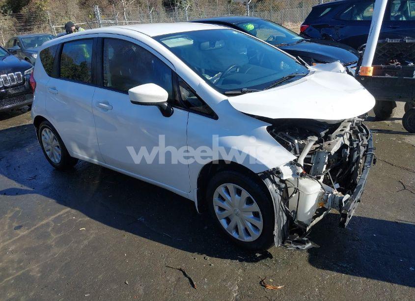 2016 Nissan Versa NOTE SV (VIN 3N1CE2CP0GL395106) main photo